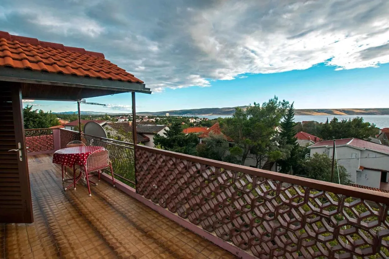 Apartments In Starigrad-Paklenica 6846 Croatia